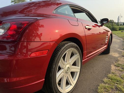 Red 2005 Chrysler Crossfire Limited