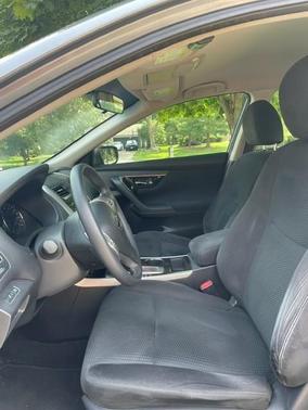 Gray 2014 Nissan Altima 2.5 S