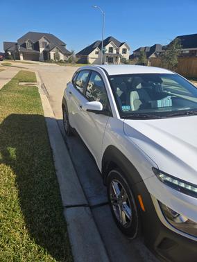 2022 Hyundai KONA SE