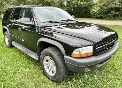 Black 2003 Dodge Durango Sport