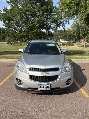 Silver 2011 Chevrolet Equinox LT