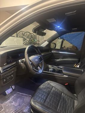 2025 Cadillac Escalade ESV V-Series