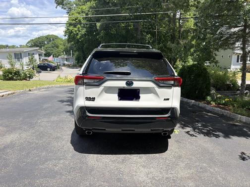 White 2022 Toyota RAV4 Prime XSE