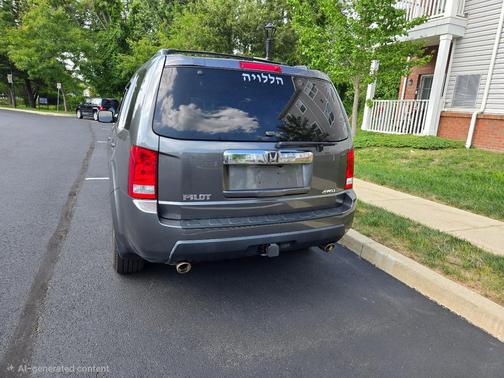 Gray 2011 Honda Pilot EX