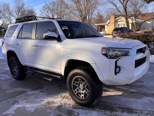 2016 Toyota 4Runner SR5