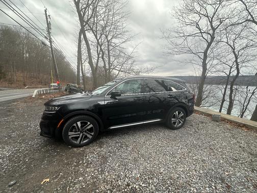 2022 Kia Sorento Plug-In Hybrid SX