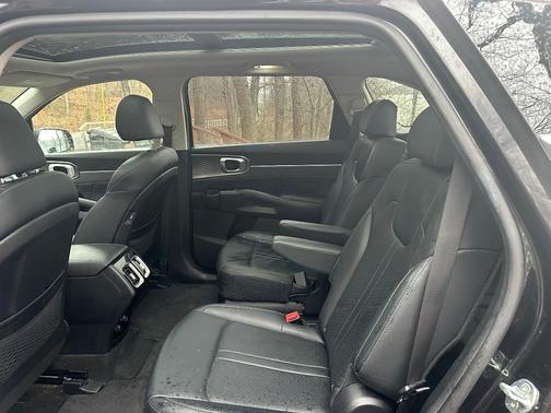 2022 Kia Sorento Plug-In Hybrid SX