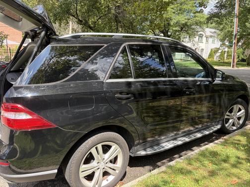 Black 2014 Mercedes-Benz M-Class ML 350 4MATIC
