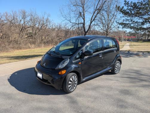2012 Mitsubishi i-MiEV ES