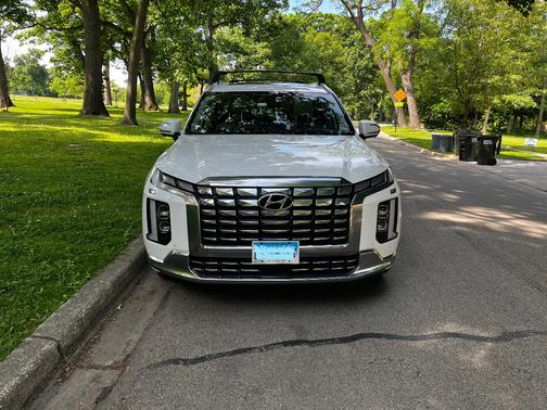White 2023 Hyundai PALISADE Calligraphy