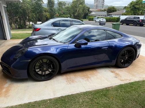 2022 Porsche 911 Carrera GTS