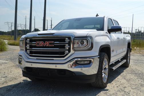 2017 GMC Sierra 1500 SLT