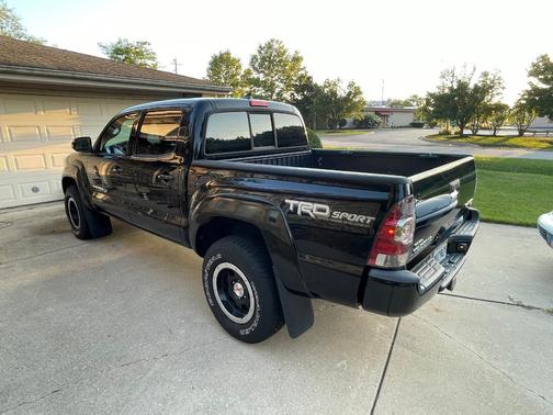 Black 2015 Toyota Tacoma PreRunner