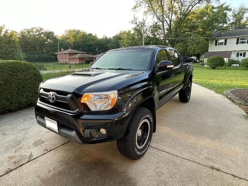 Black 2015 Toyota Tacoma PreRunner