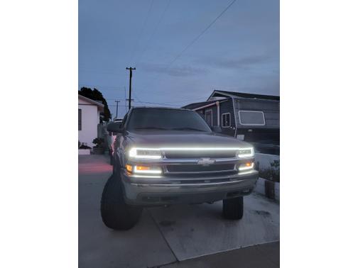 2002 Chevrolet Suburban 1500 LT