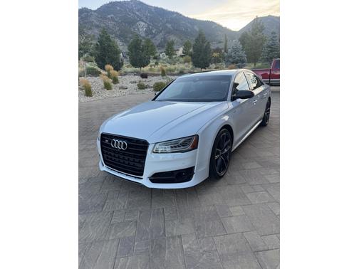 2017 Audi S8 4.0T Plus