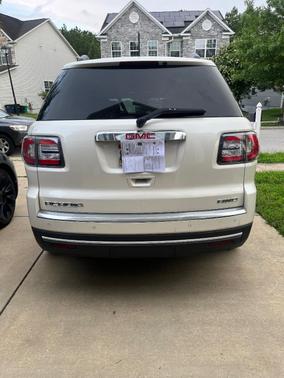 White 2015 GMC Acadia SLT-2