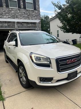 White 2015 GMC Acadia SLT-2
