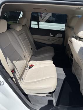 White 2020 Mercedes-Benz GLS 450 4MATIC
