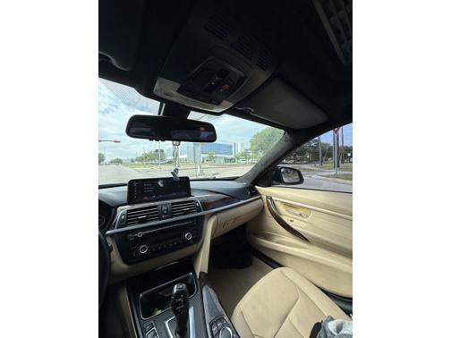 2012 BMW 328 i