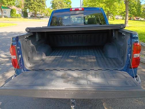 Blue 2015 GMC Sierra 1500 SLT