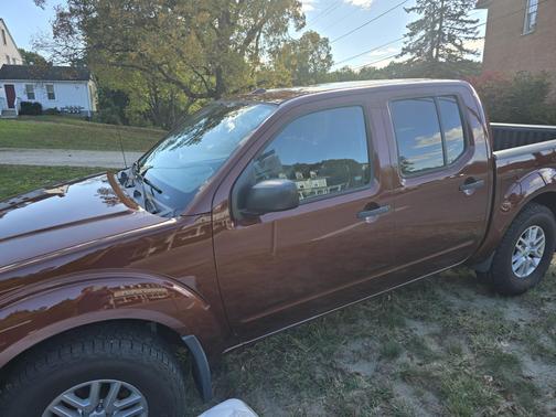 2016 Nissan Frontier SV