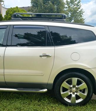 2011 Chevrolet Traverse LT