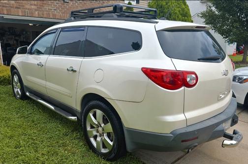 2011 Chevrolet Traverse LT