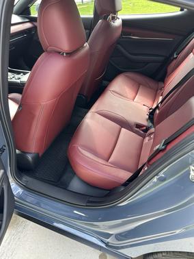 Gray 2022 Mazda Mazda3 FWD w/Premium Package