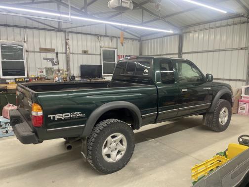 2004 Toyota Tacoma Xtracab