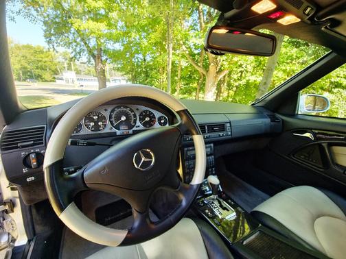 Silver 2002 Mercedes-Benz SL-Class SL500 Roadster