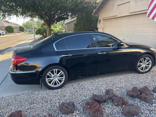 2012 Hyundai Genesis 3.8