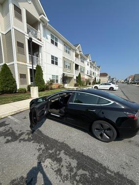 Black 2019 Tesla Model 3 Standard Range Plus