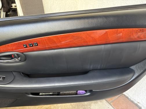 2004 Lexus SC 430 Base