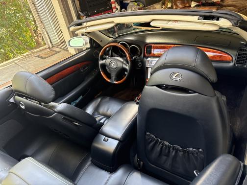 2004 Lexus SC 430 Base