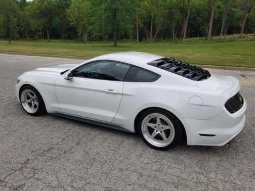 2016 Ford Mustang EcoBoost Premium