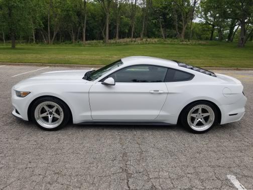 2016 Ford Mustang EcoBoost Premium