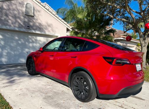 2022 Tesla Model Y Long Range
