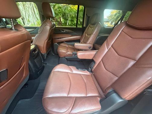 White 2018 Cadillac Escalade ESV Premium Luxury