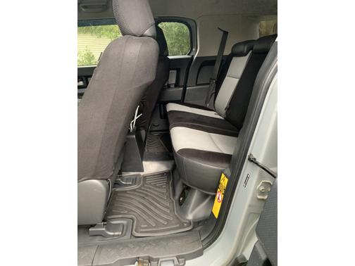 2013 Toyota FJ Cruiser Base