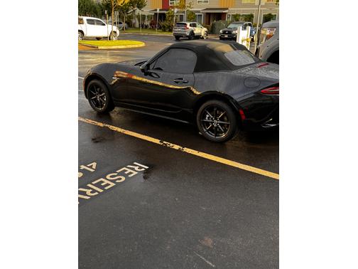 2024 Mazda MX-5 Miata Sport