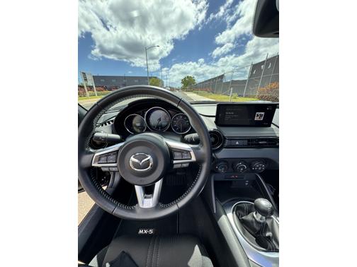 2024 Mazda MX-5 Miata Sport