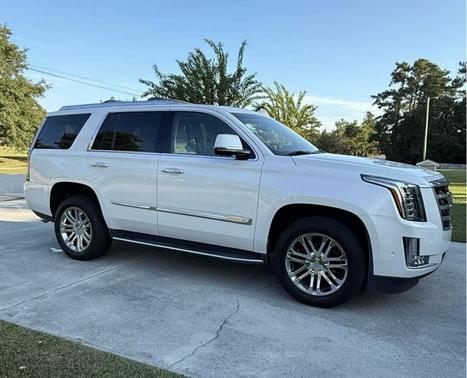 White 2019 Cadillac Escalade Base