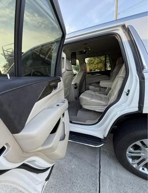 White 2019 Cadillac Escalade Base