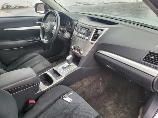 2013 Subaru Legacy 2.5i Premium
