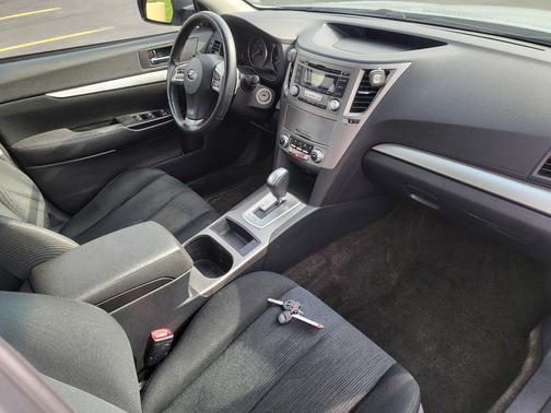 Silver 2013 Subaru Legacy 2.5i Premium