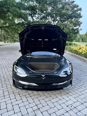 Black 2023 Tesla Model S Plaid