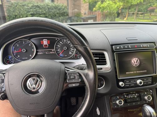 2016 Volkswagen Touareg TDI Lux