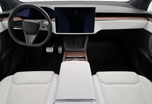 White 2024 Tesla Model X Long Range
