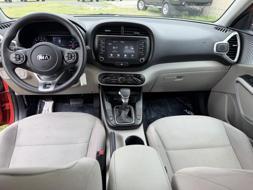 Red 2021 Kia Soul LX